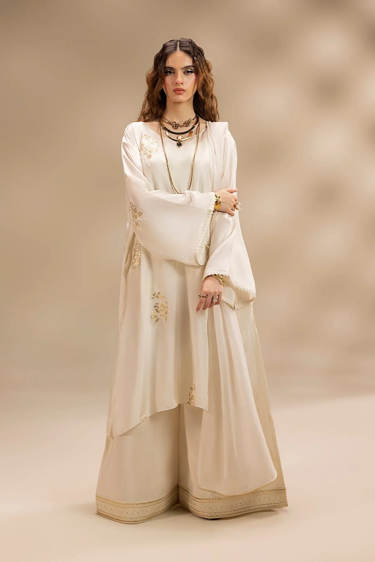 Erum Khan | Lillia Summer Edit | Moon Pearl - Rang-e-Khaas