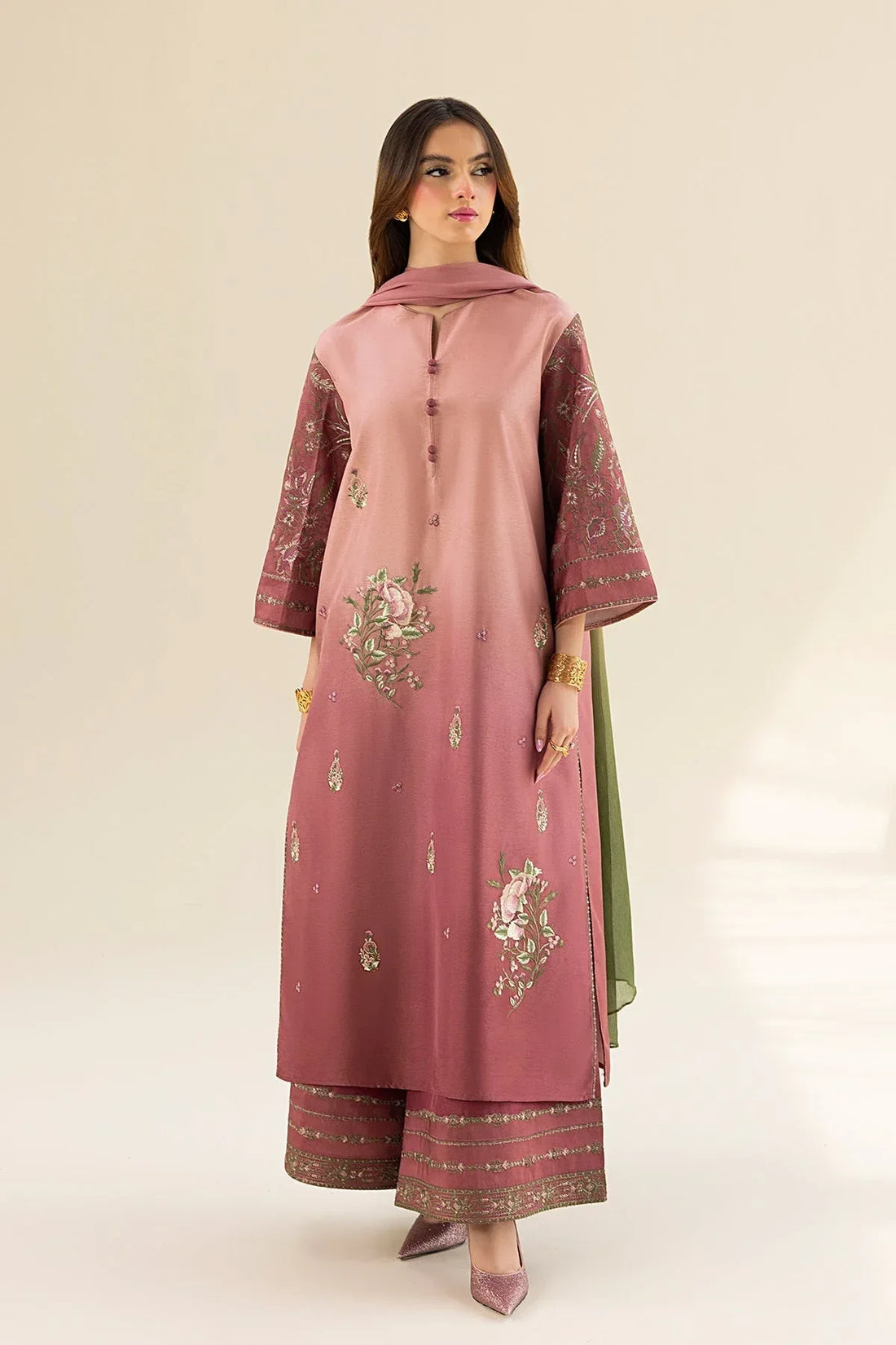 Erum Khan | Lillia Summer Edit | Vintage Rose - Rang-e-Khaas