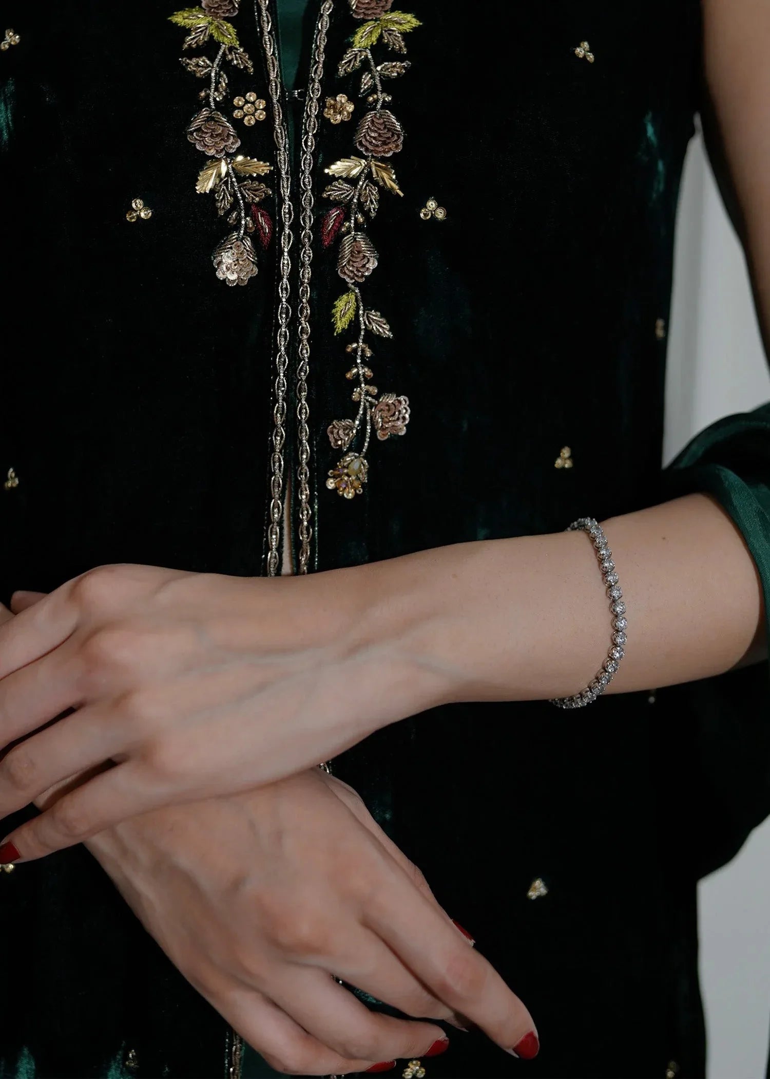 Mahum Asad | Voila Velvets | Emerald - Rang-e-Khaas
