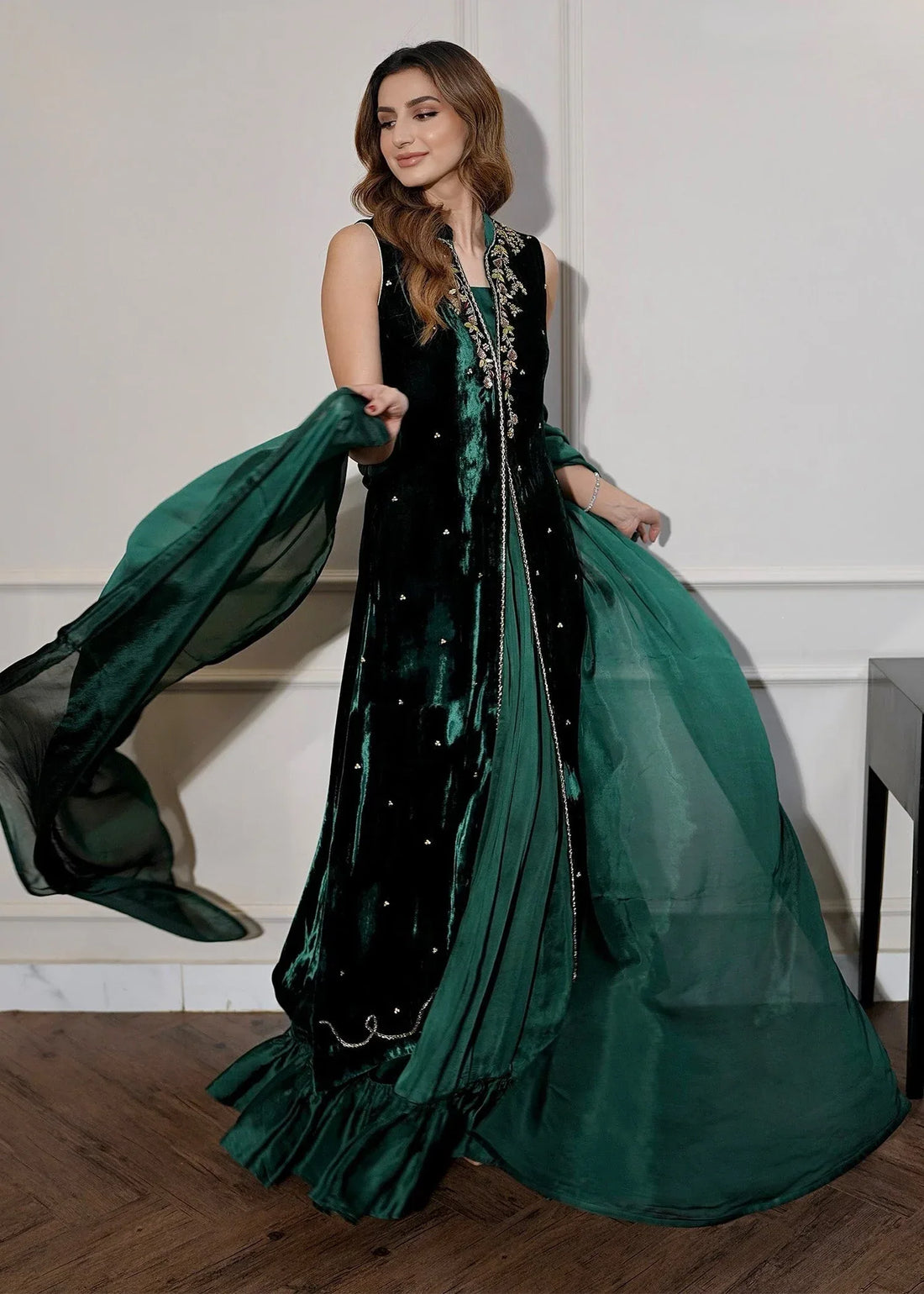 Mahum Asad | Voila Velvets | Emerald - Rang-e-Khaas