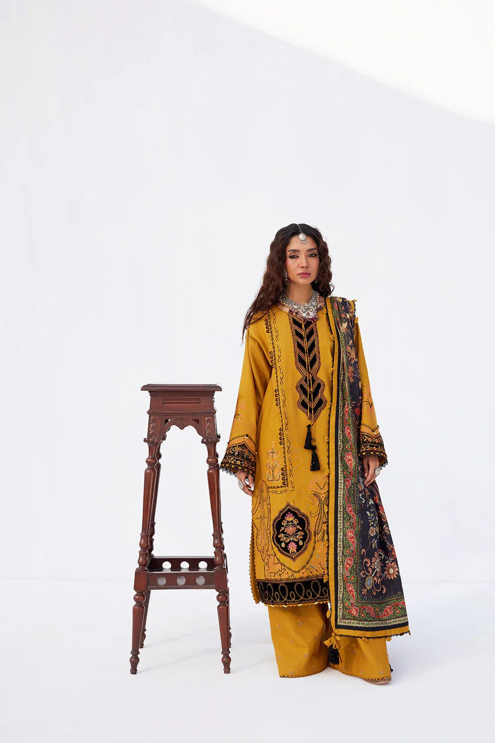 Saira Rizwan | Winter Khaddar 25 | ZARD-SRW25-03 - Rang-e-Khaas