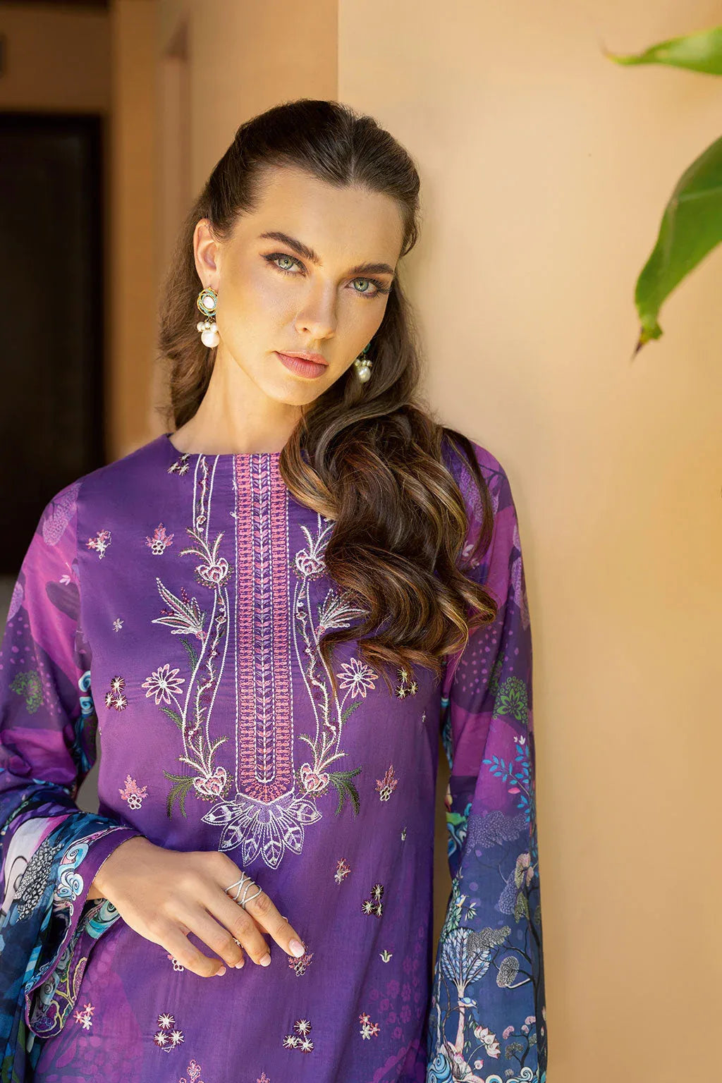 Ramsha | Ghazal Luxury Lawn | G-305 - Rang-e-Khaas