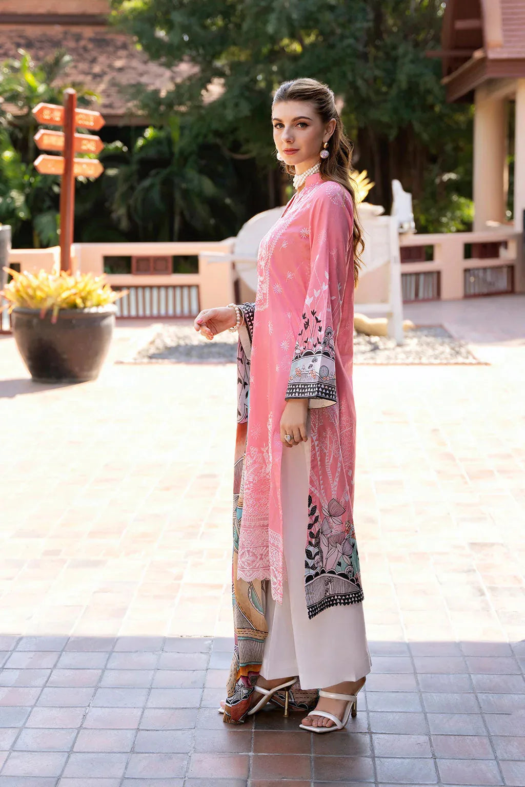 Ramsha | Ghazal Luxury Lawn | G-307 - Rang-e-Khaas
