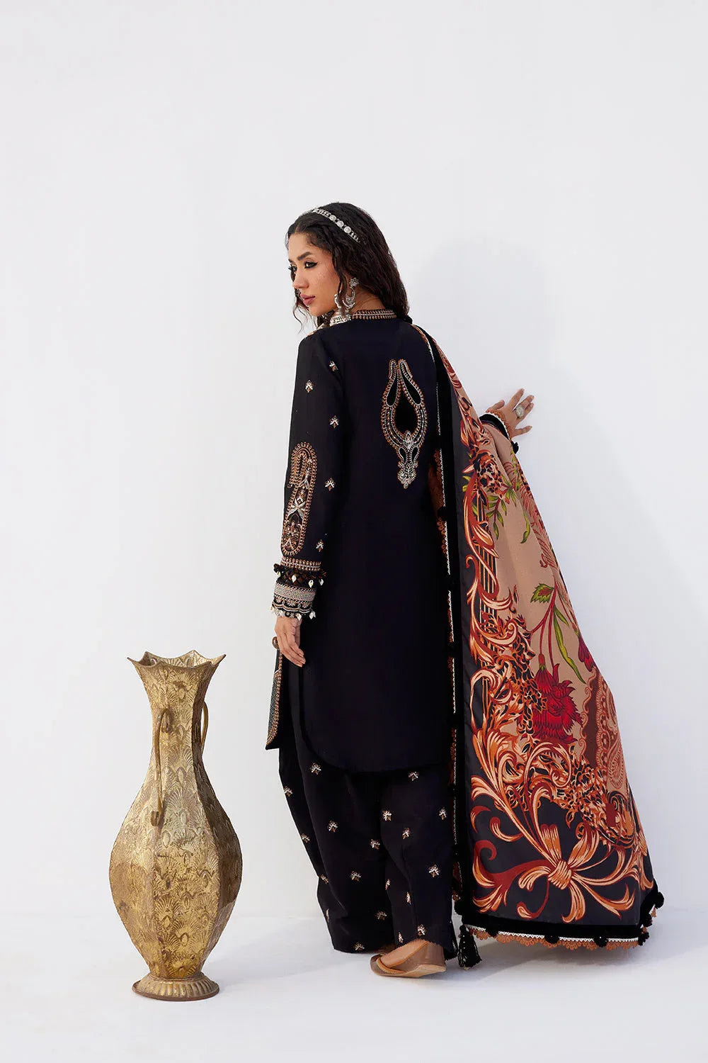 Saira Rizwan | Winter Khaddar 25 | MAHTAAB-SRW25-01 - Rang-e-Khaas