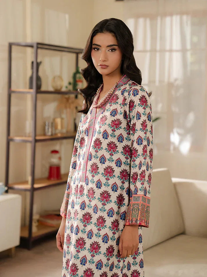 Gulaal | Winter Basics | ROVA - Rang-e-Khaas