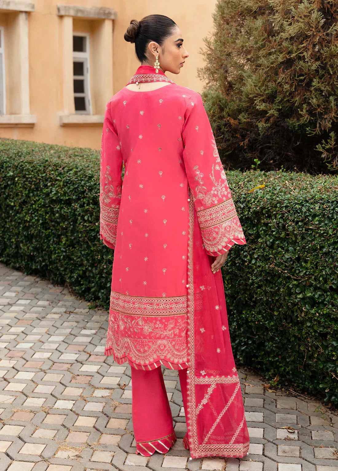 Gulaal | Luxury Lawn 24 | ALESSIA (GL-LL-24V1-06) - Rang-e-Khaas
