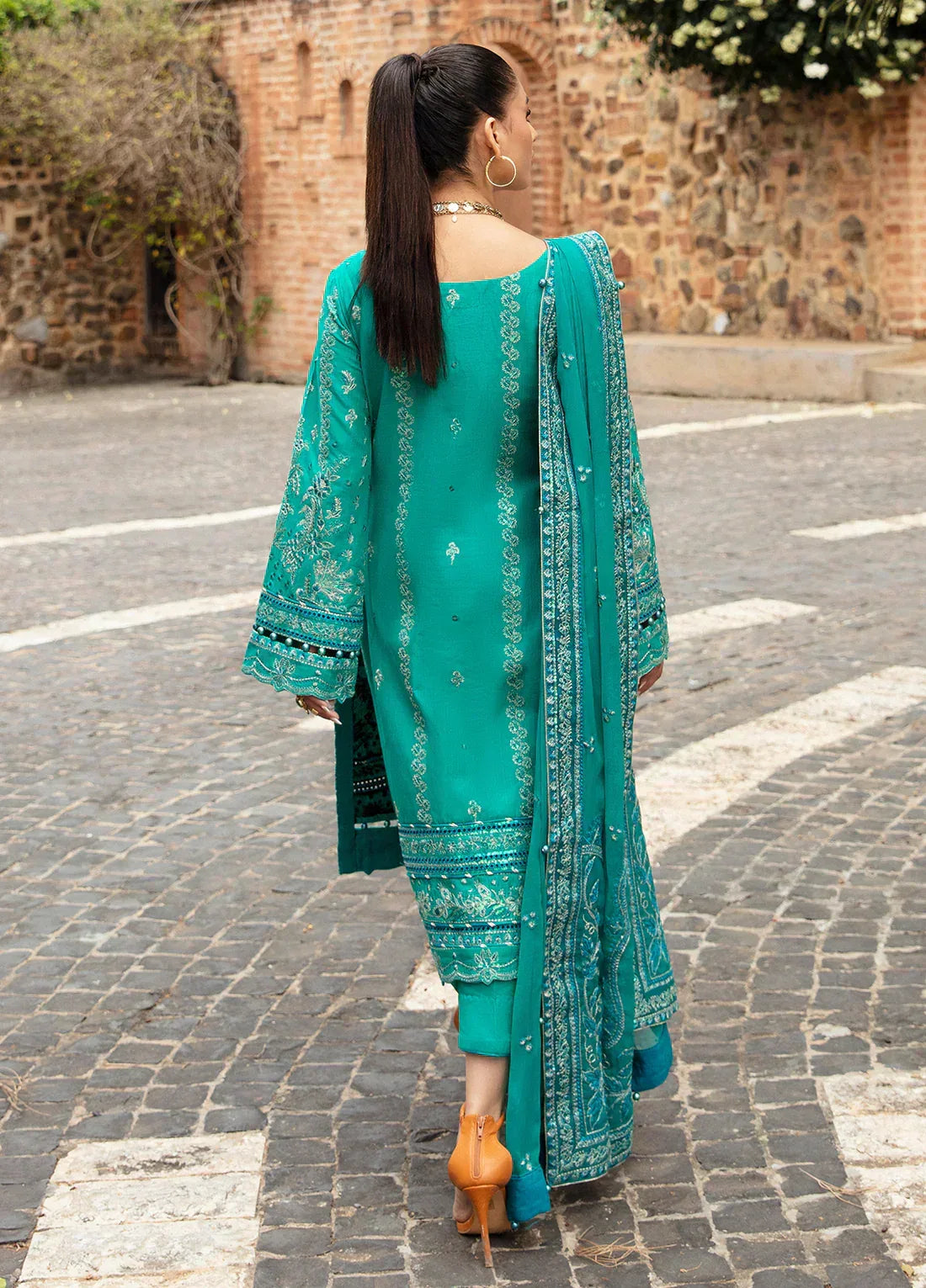 Gulaal | Luxury Lawn 24 | CIANA (GL-LL-24V1-08) - Rang-e-Khaas