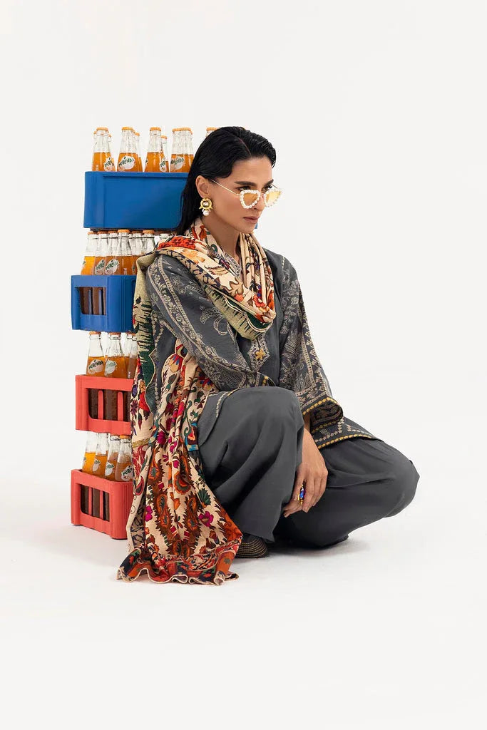 Sana Safinaz | Mahay Winter 25 | H255-005A-3CQ - Rang-e-Khaas