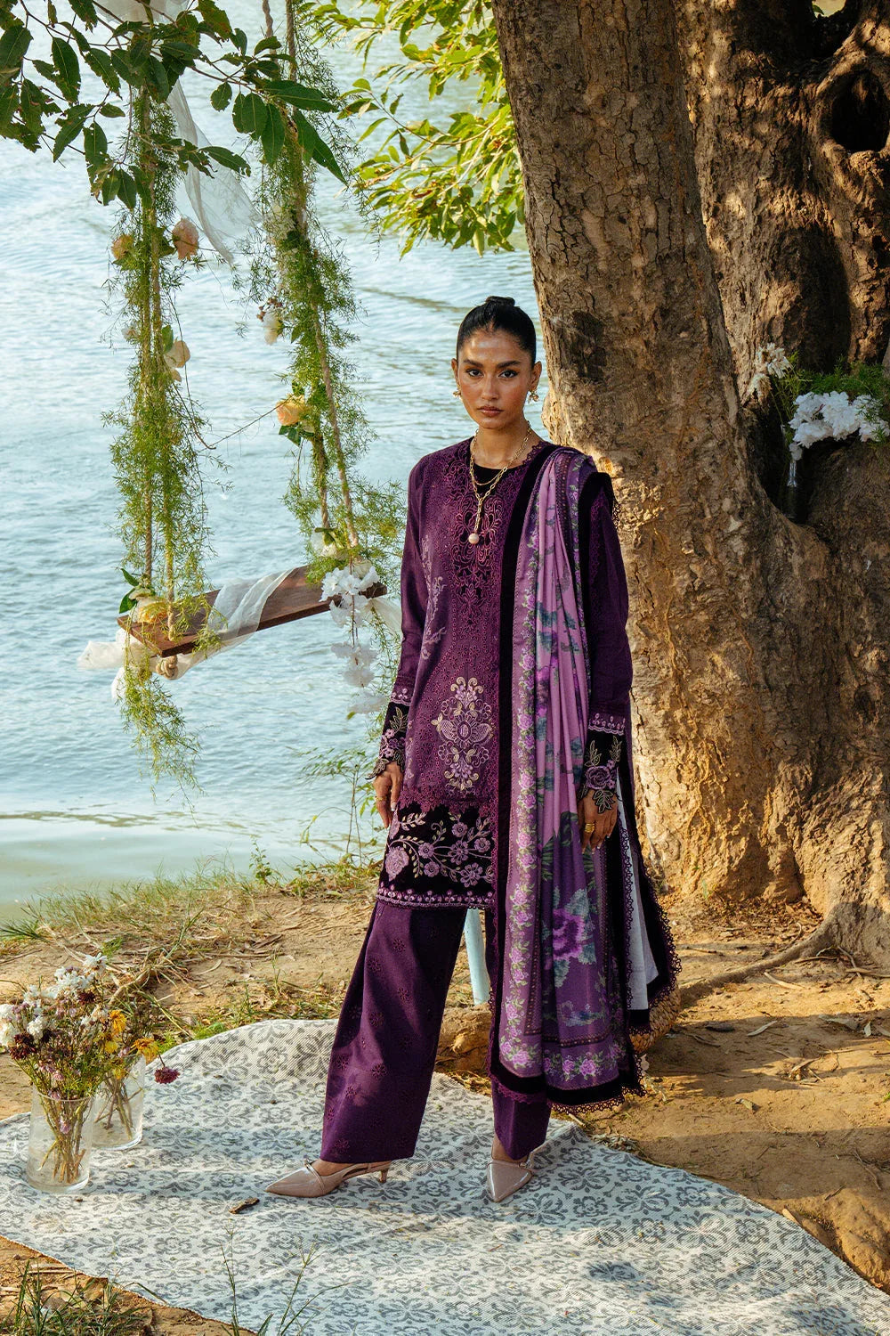 Saira Rizwan | Winter 2024 | RUNI-SRW24-02 - Rang-e-Khaas