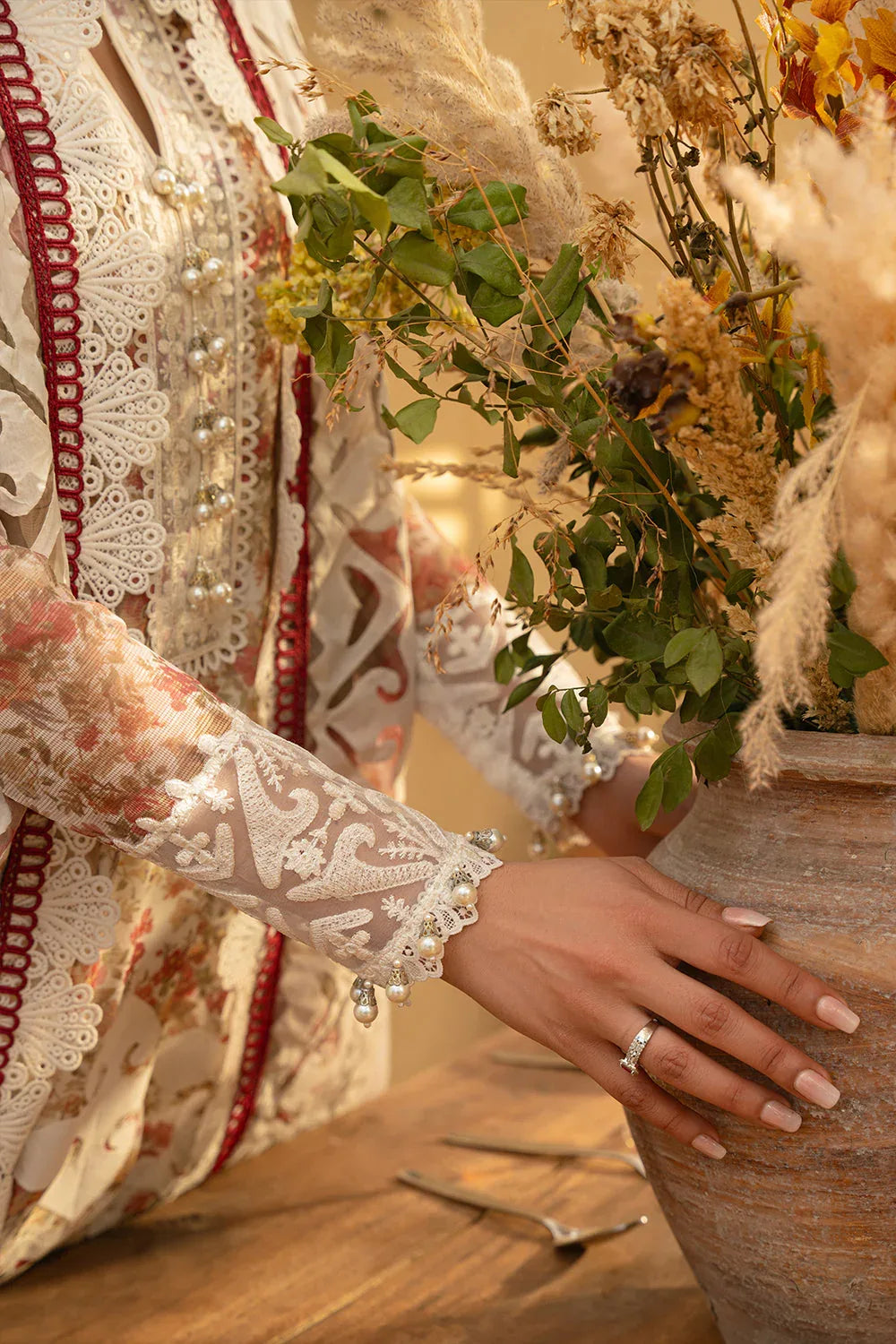 Saira Rizwan | Luxury Lawn 25 | MAYA-SRL25-06 - Rang-e-Khaas
