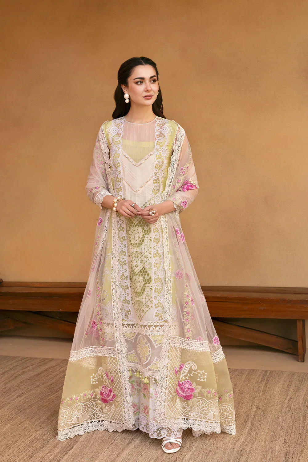 Saira Rizwan | Luxury Lawn 25 | VERA-SRL25-05 - Rang-e-Khaas