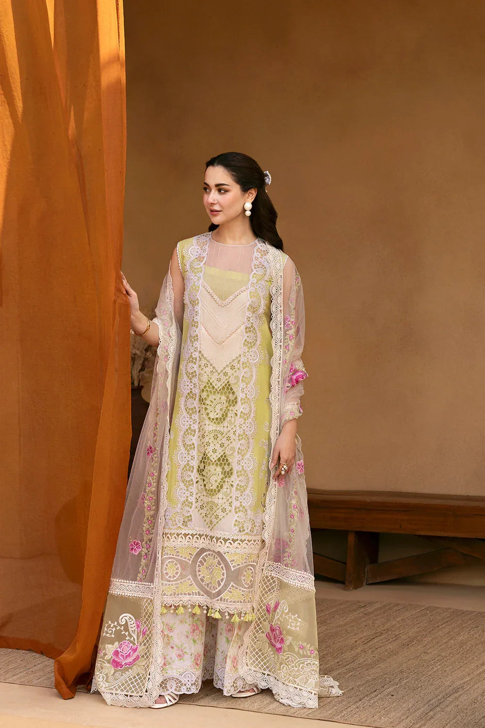 Saira Rizwan | Luxury Lawn 25 | VERA-SRL25-05 - Rang-e-Khaas