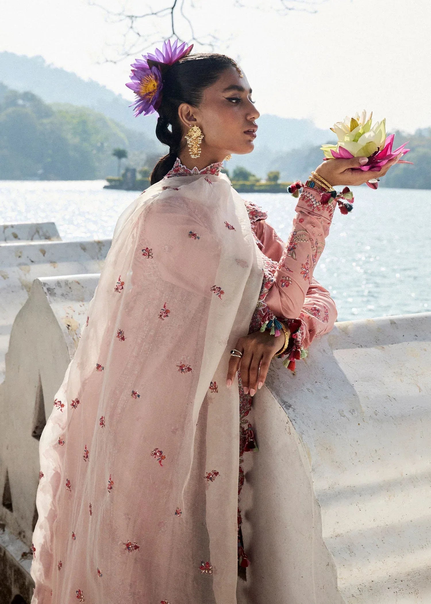 Hussain Rehar | Luxury Lawn 25 | Peaar - Rang-e-Khaas