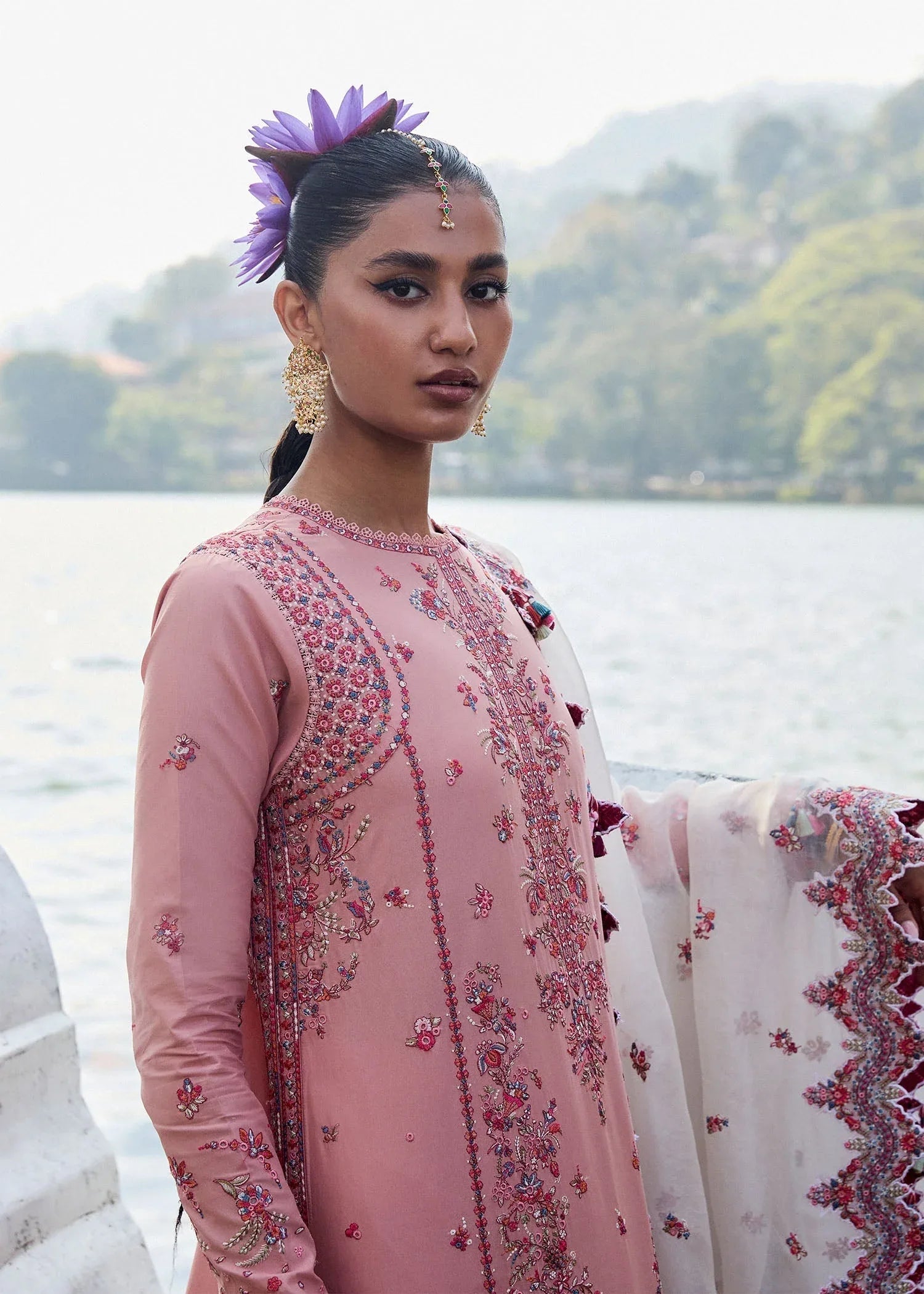 Hussain Rehar | Luxury Lawn 25 | Peaar - Rang-e-Khaas