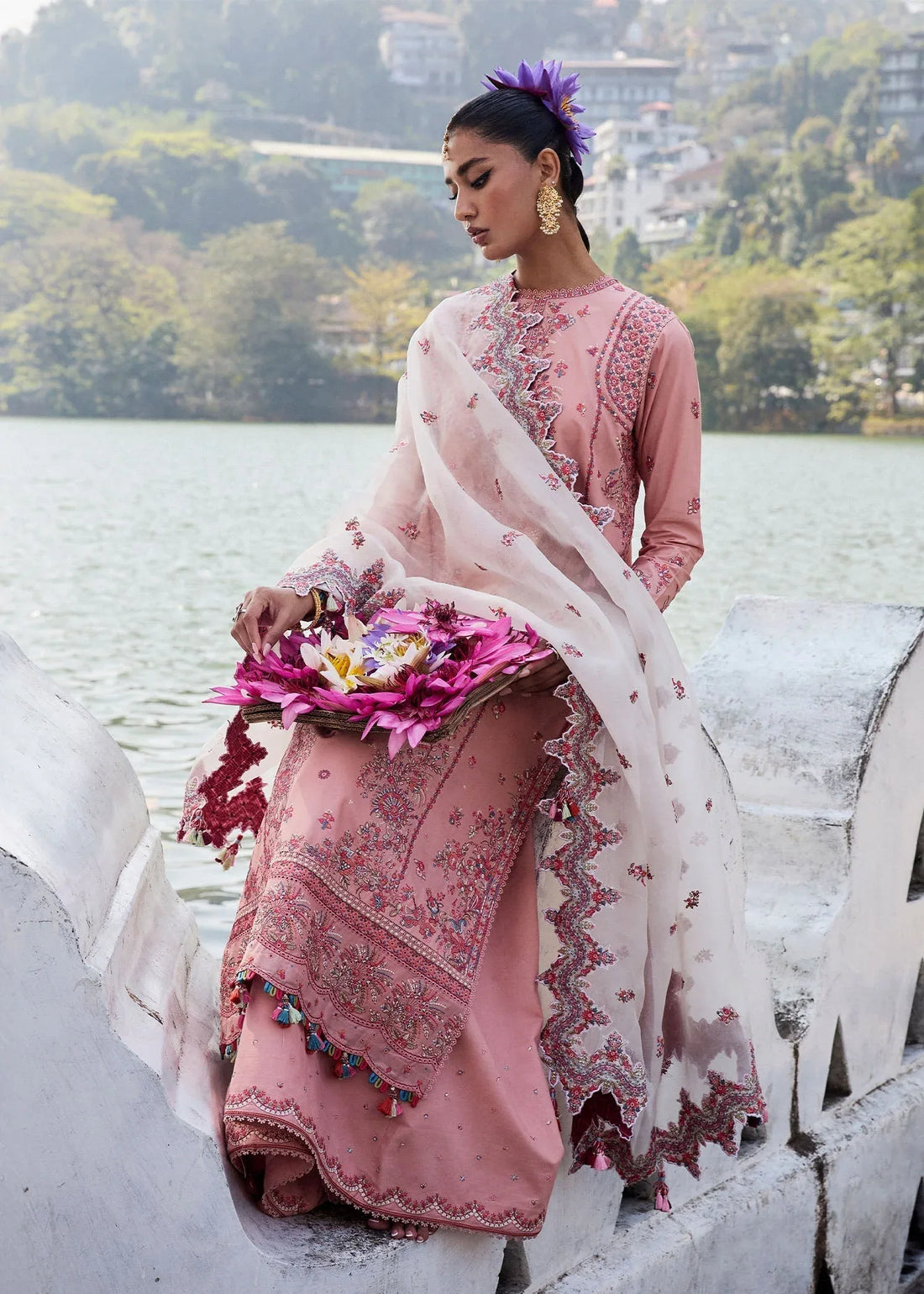 Hussain Rehar | Luxury Lawn 25 | Peaar - Rang-e-Khaas