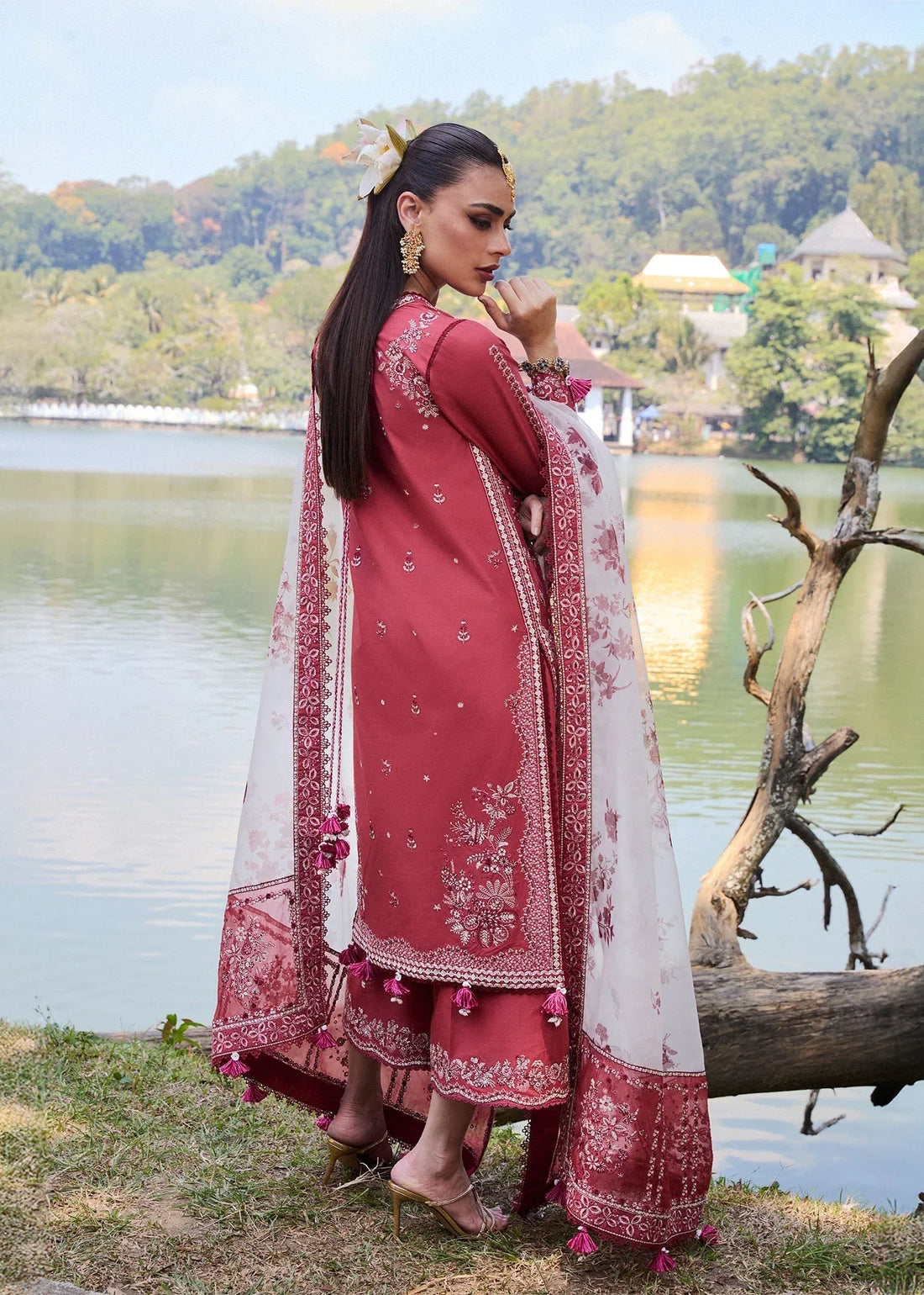 Hussain Rehar | Luxury Lawn 25 | Flare - Rang-e-Khaas
