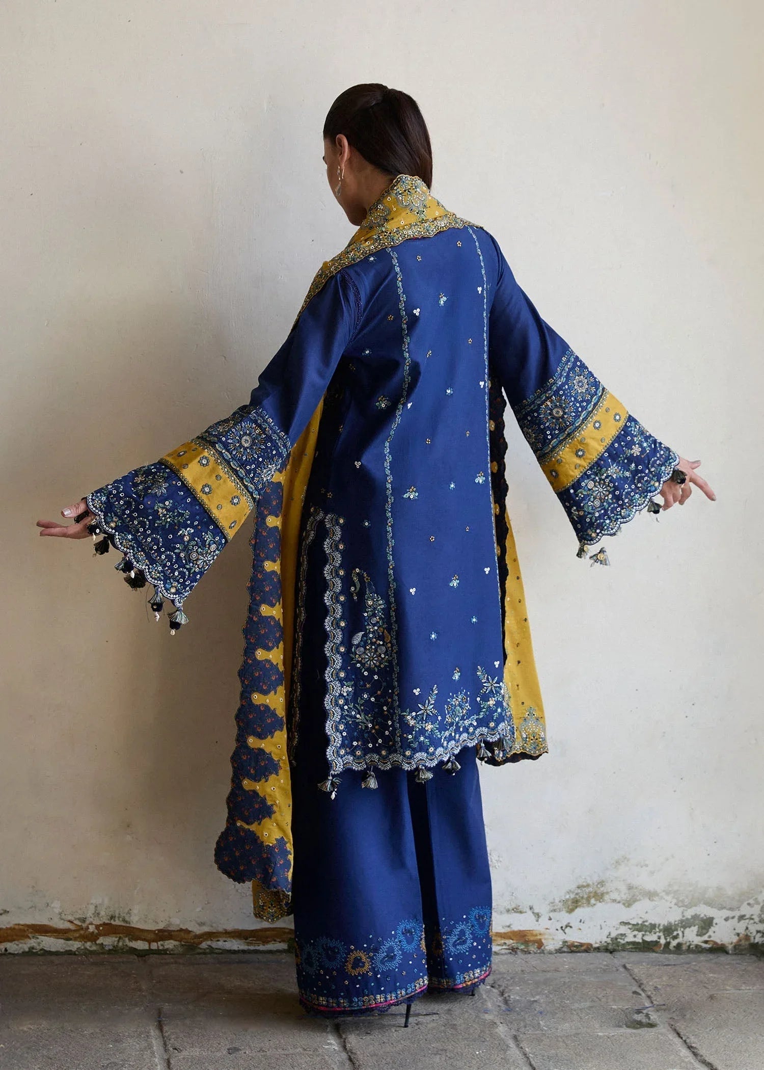Hussain Rehar | Luxury Lawn 25 | Riviera - Rang-e-Khaas