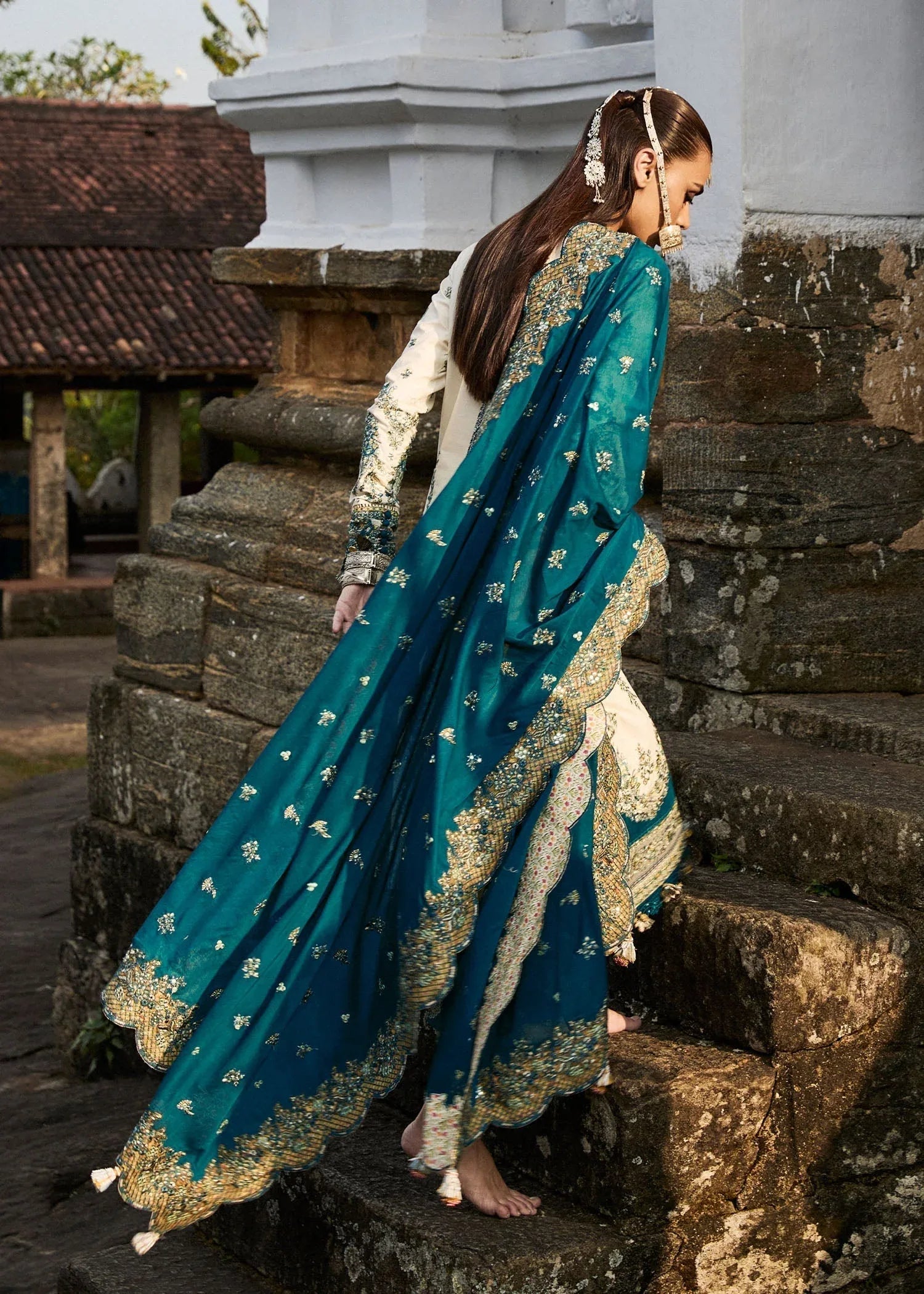 Hussain Rehar | Luxury Lawn 25 | Veil - Rang-e-Khaas
