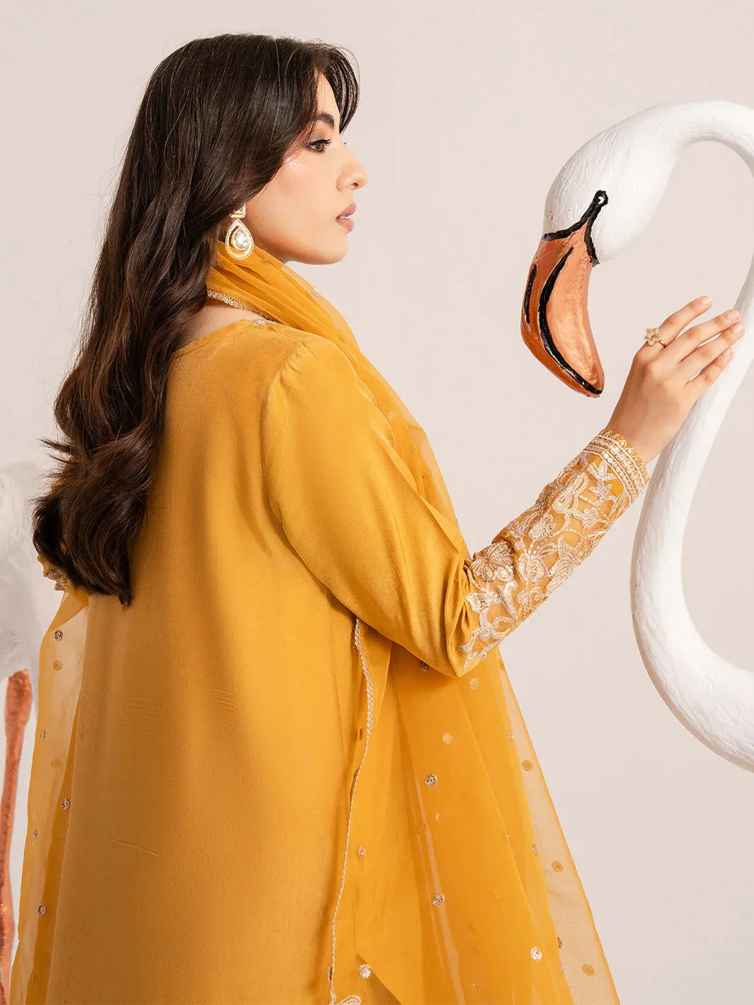 Izel | The Silk Chapter | Honeydew - Rang-e-Khaas