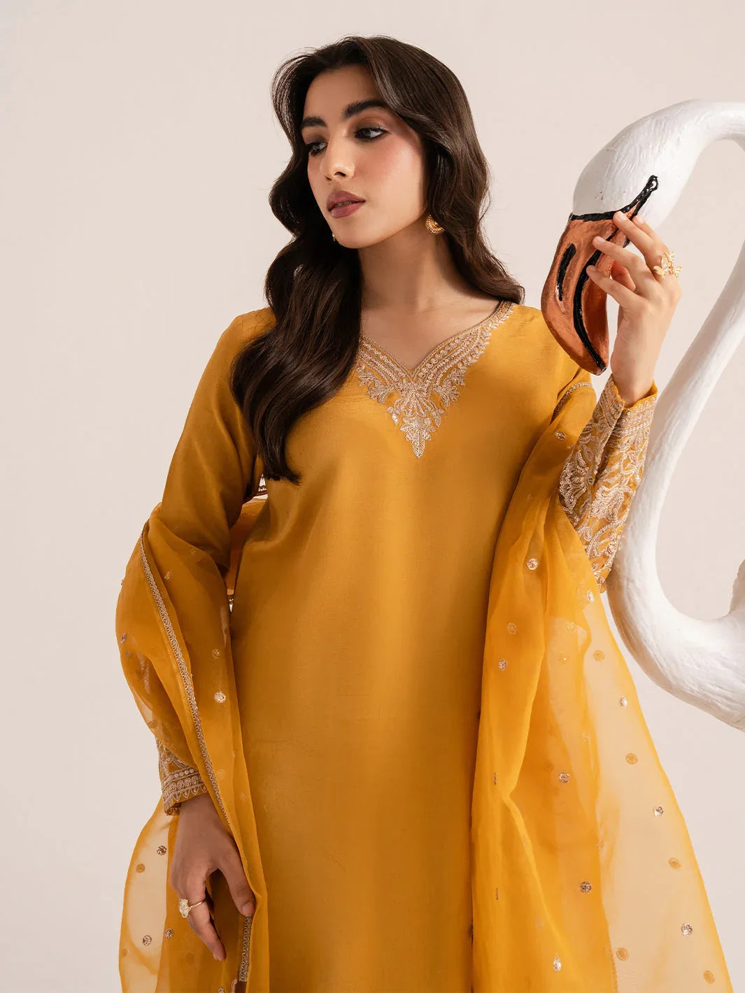 Izel | The Silk Chapter | Honeydew - Rang-e-Khaas