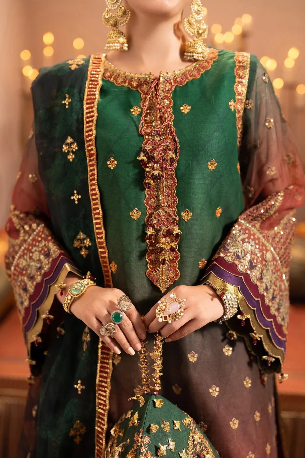 Alizeh | Jhalak Formals | AF-JHLK-02-HUSN - Rang-e-Khaas