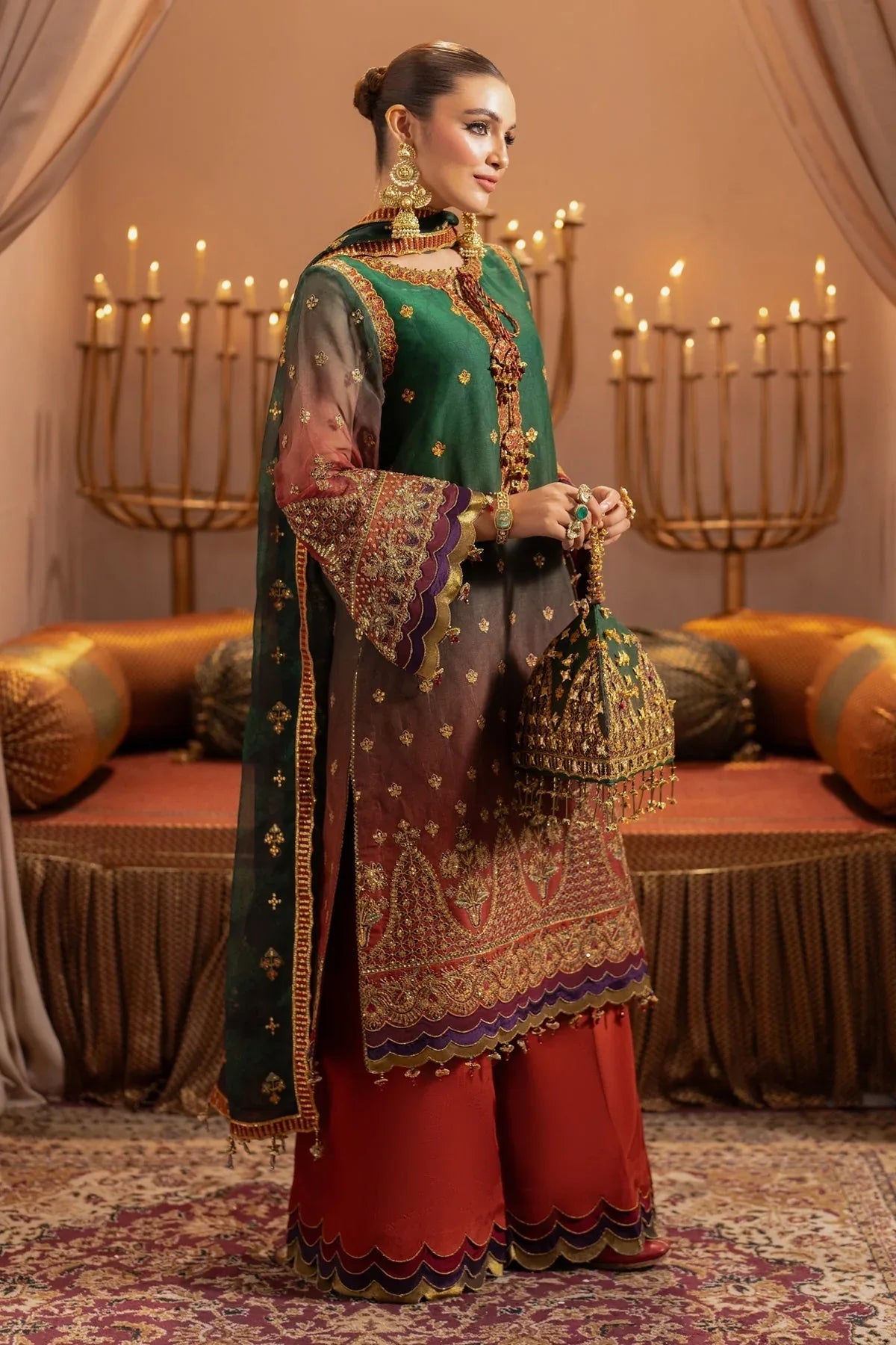 Alizeh | Jhalak Formals | AF-JHLK-02-HUSN - Rang-e-Khaas