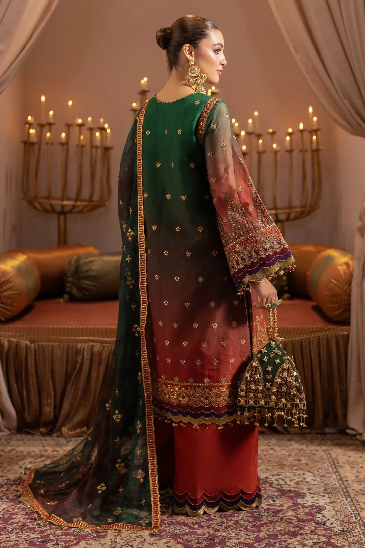 Alizeh | Jhalak Formals | AF-JHLK-02-HUSN - Rang-e-Khaas