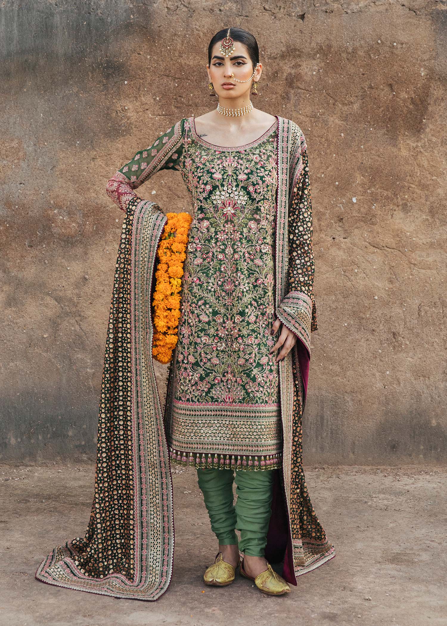 Hussain Rehar -Paar- HRR22F Zeenat