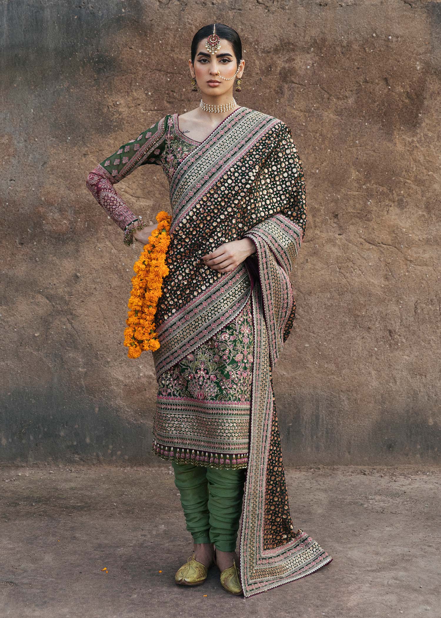 Hussain Rehar -Paar- HRR22F Zeenat