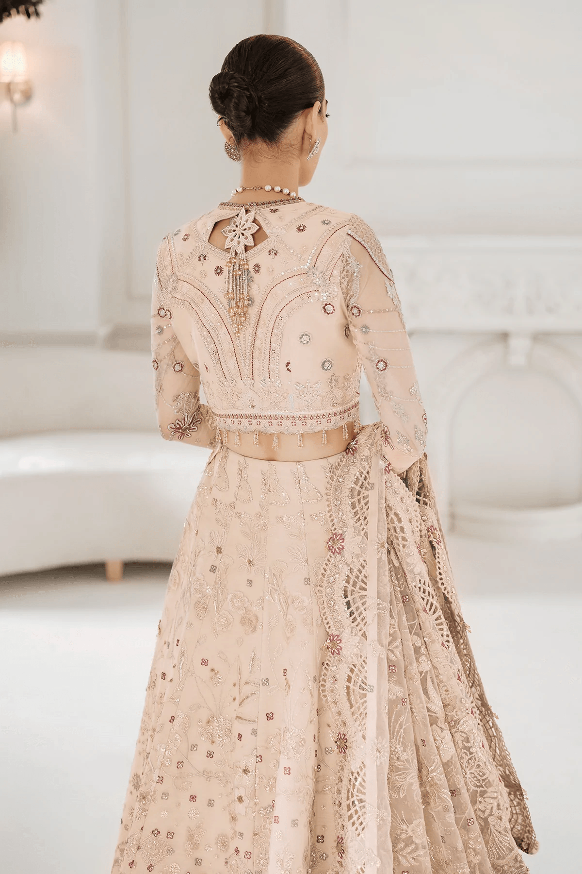 BAROQUE Chantelle CH10-D01 – Wedding Collection