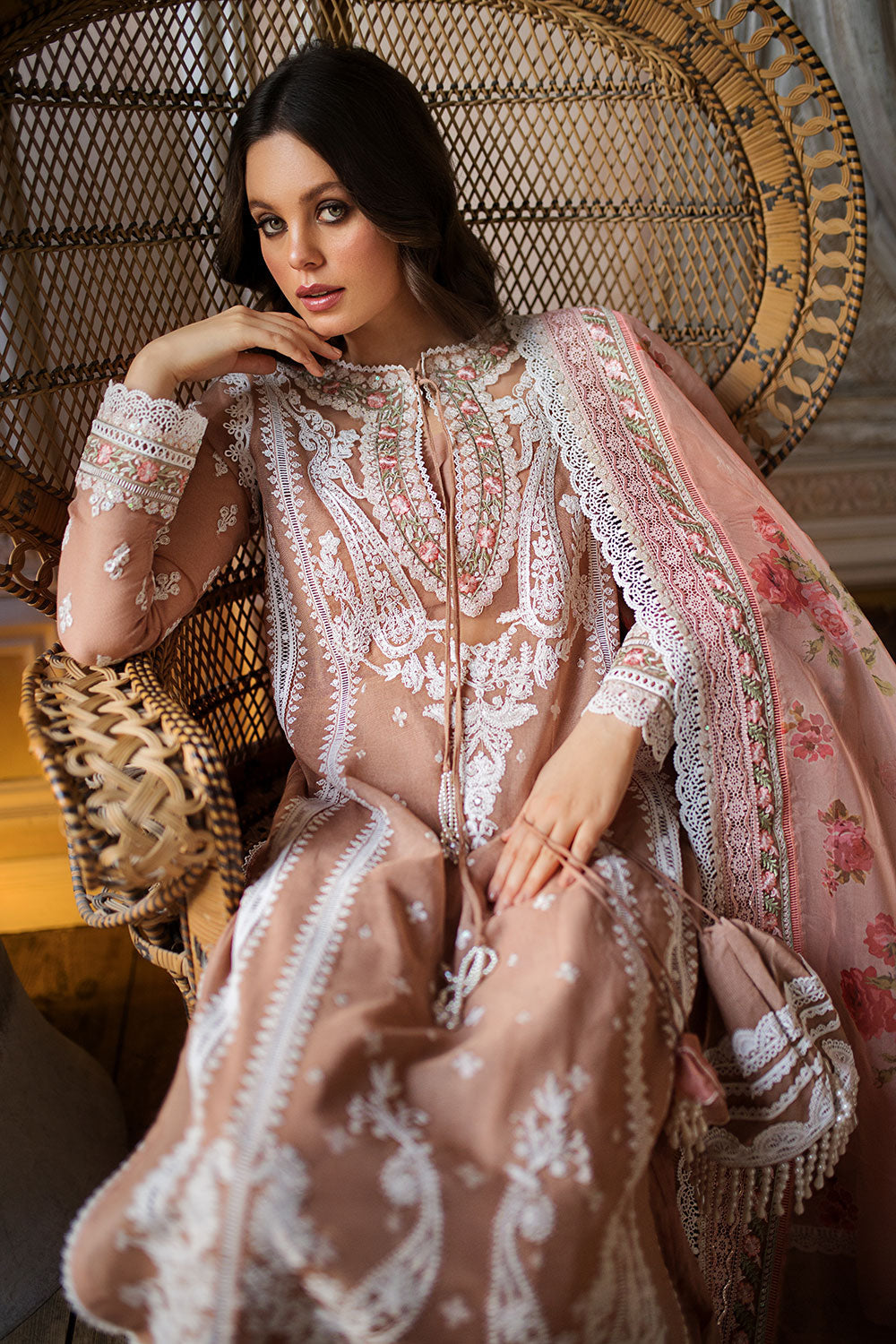 SOBIA NAZIR DESIGN 7A LUXURY LAWN 2023
