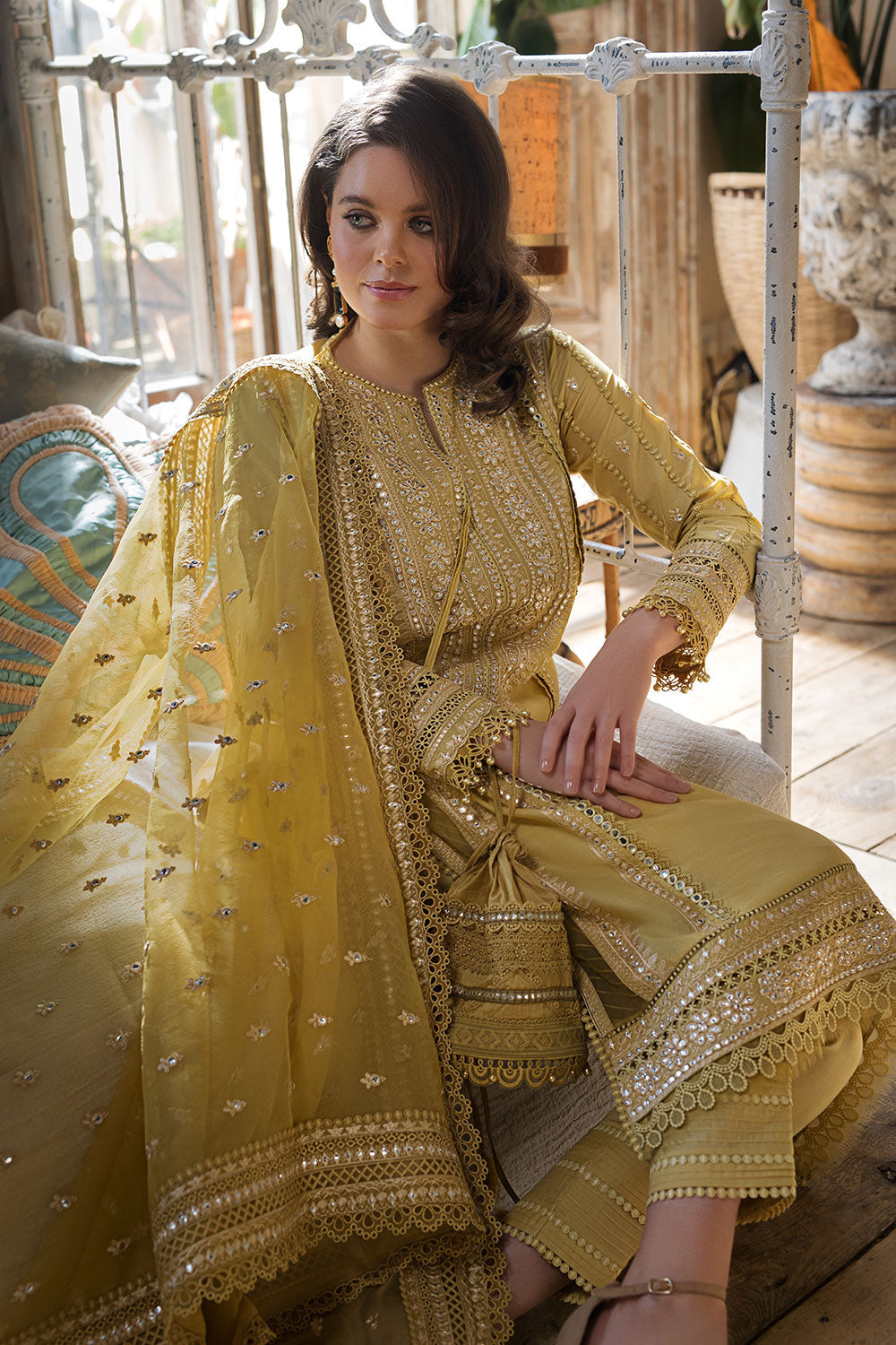 SOBIA NAZIR DESIGN 6A LUXURY LAWN 2023