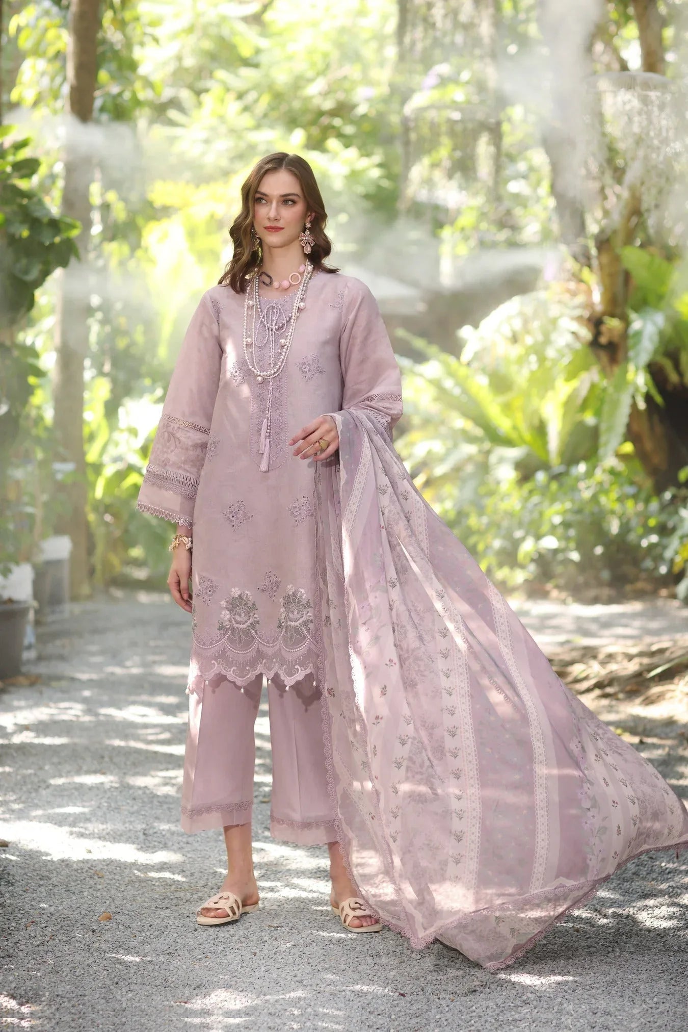 Noor by Saadia Asad | Eid Luxe Printedkari | D6-B - Rang-e-Khaas