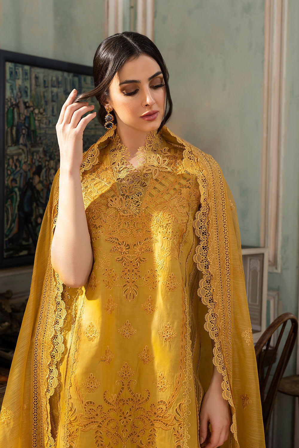 SOBIA NAZIR DESIGN 8A LUXURY LAWN 2023