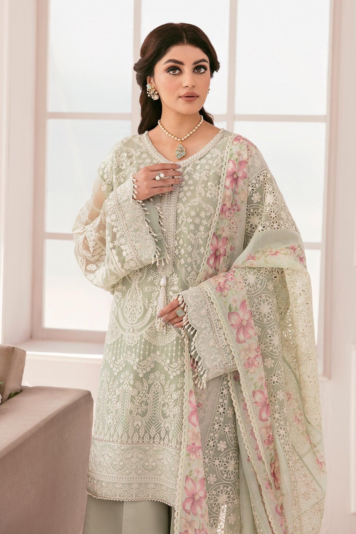 BAROQUE Chantelle CH11-01 – Wedding Collection