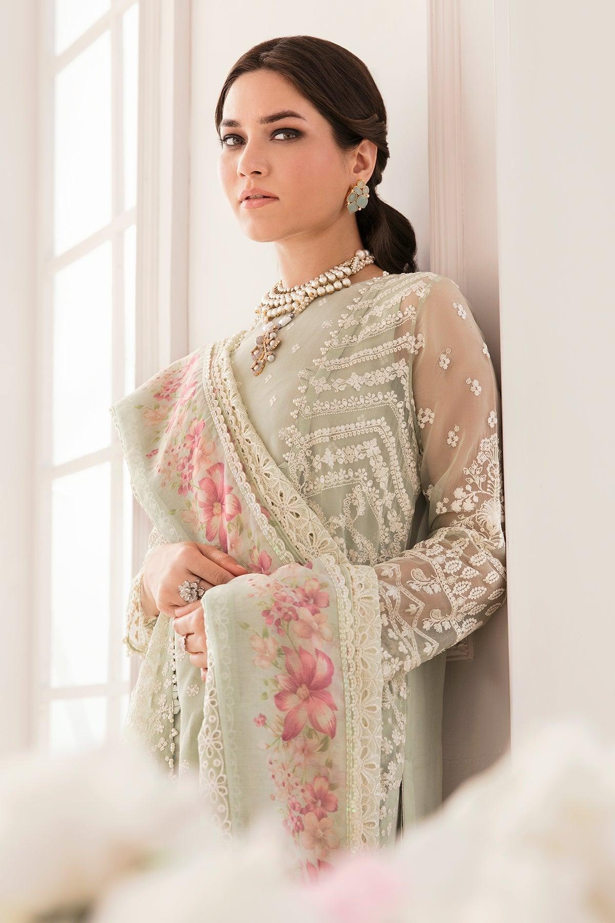 BAROQUE Chantelle CH11-01 – Wedding Collection