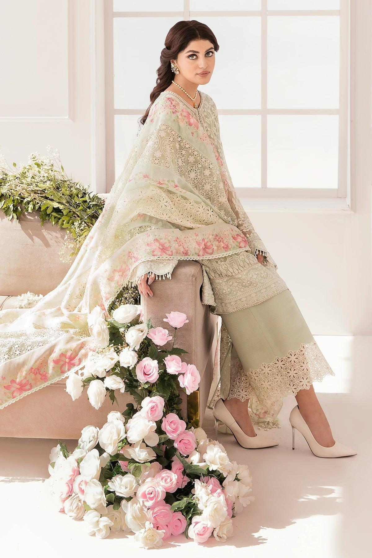 BAROQUE Chantelle CH11-01 – Wedding Collection