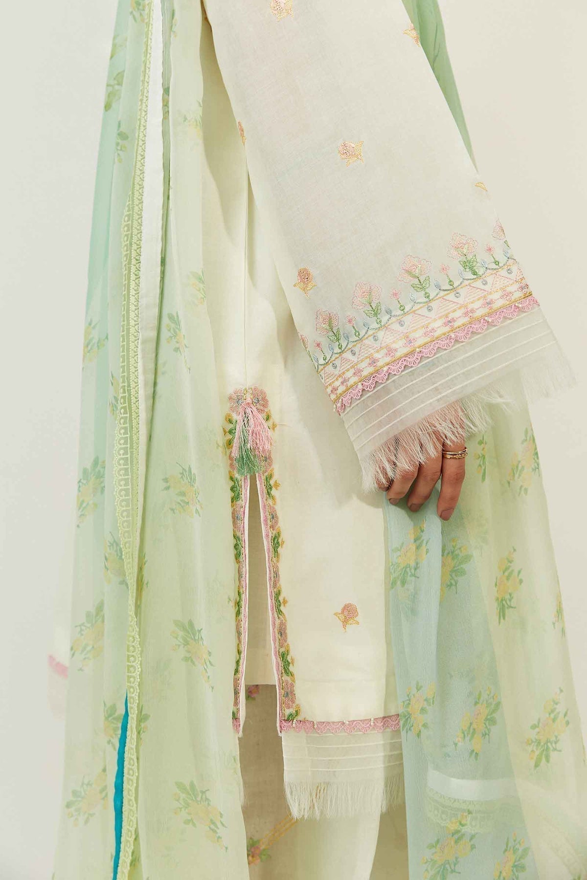 ZARA SHAHJAHAN-ZCE23-6A-COCO LAWN VOLUME ll 2023