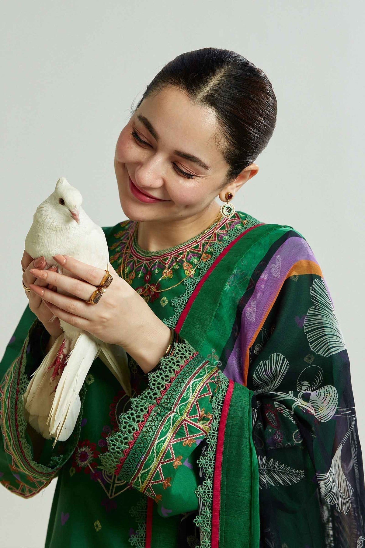 ZARA SHAHJAHAN-ZCE23-5B-COCO LAWN VOLUME ll 2023