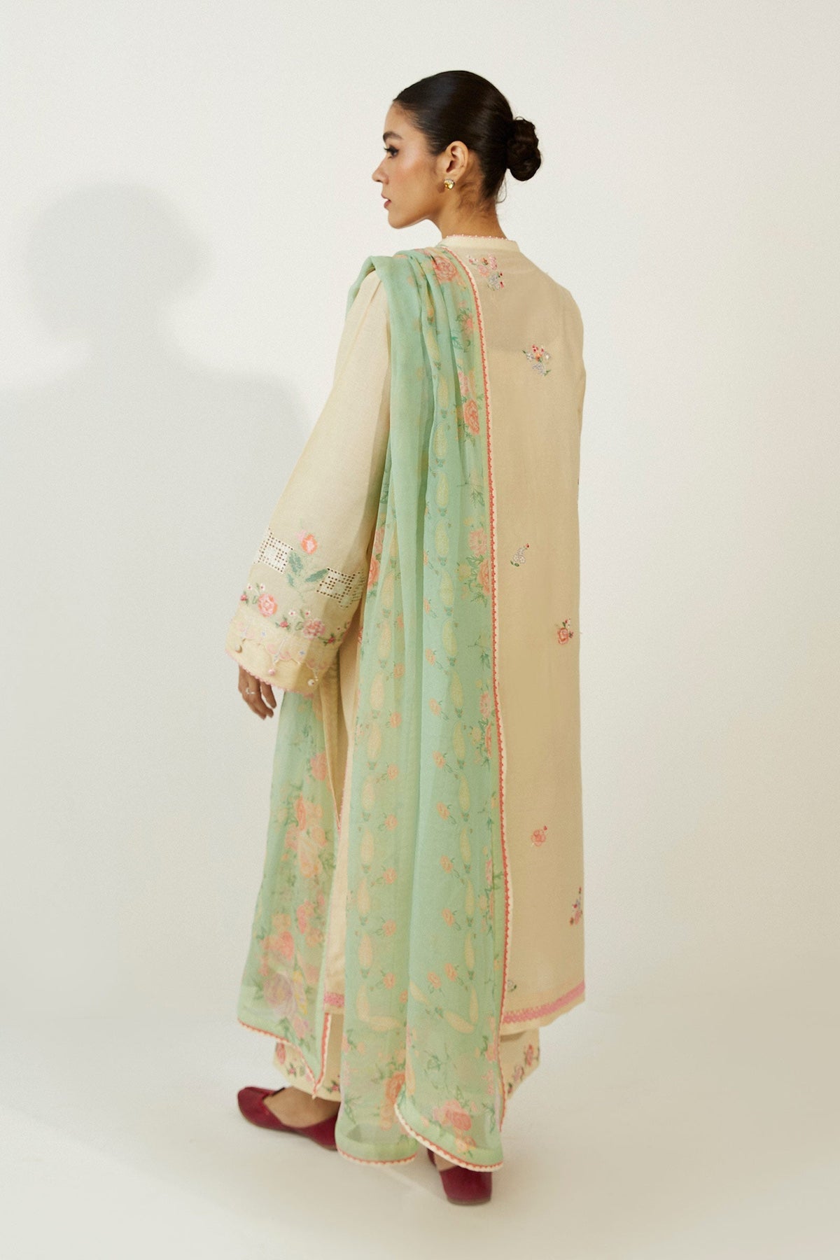 ZARA SHAHJAHAN-ZCE23-2A-COCO LAWN VOLUME ll 2023