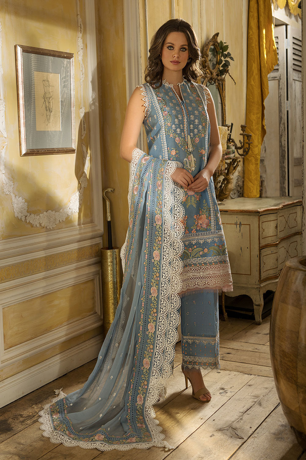 SOBIA NAZIR DESIGN 3A LUXURY LAWN 2023