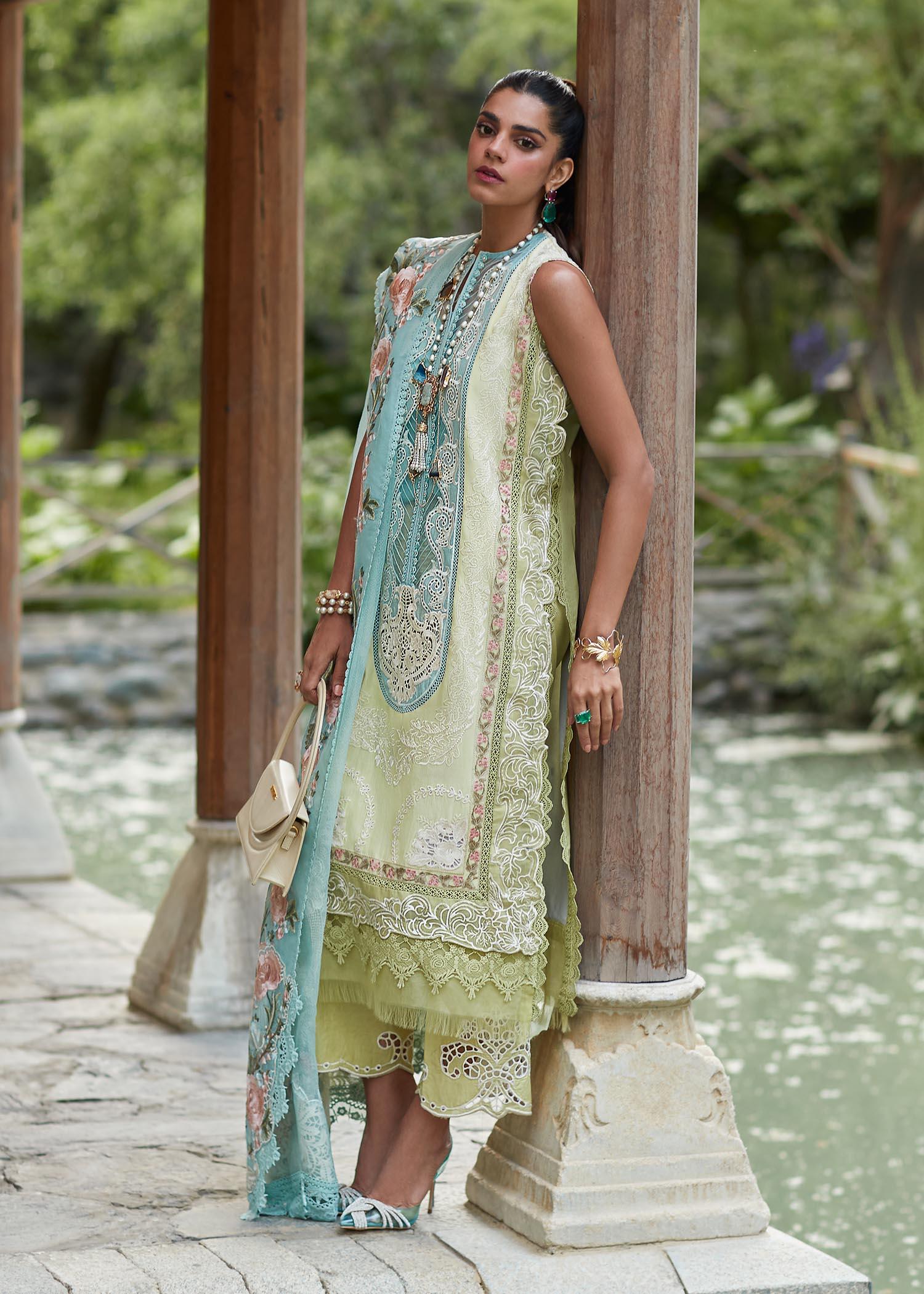 CRIMSON LUXE LAWN Mountain Love - D6 A STITCHED
