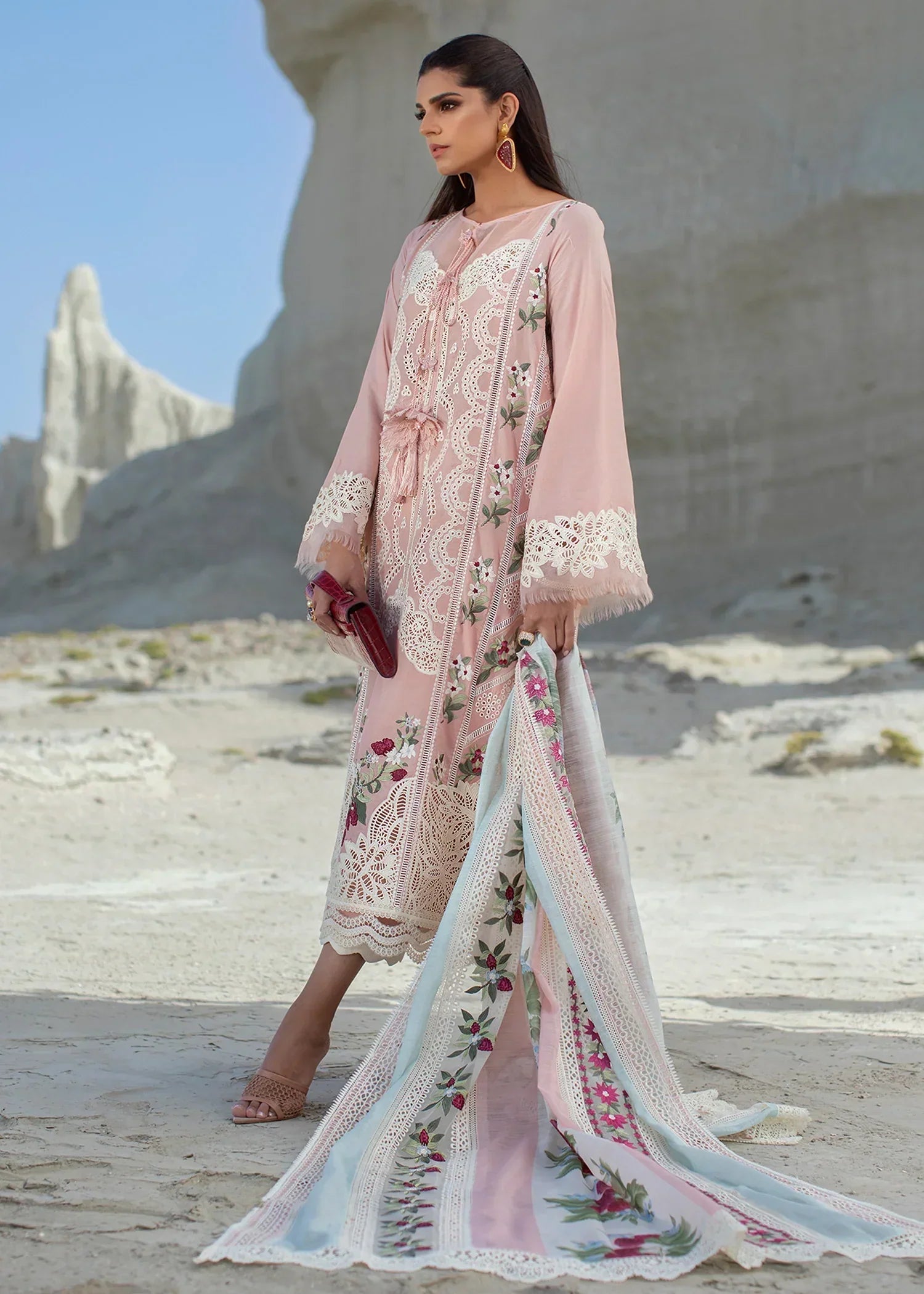 CRIMSON LUXURY LAWN 2022 – UNSTITCHED – CRIMSON -Sicilian Summer – 2B – Rose