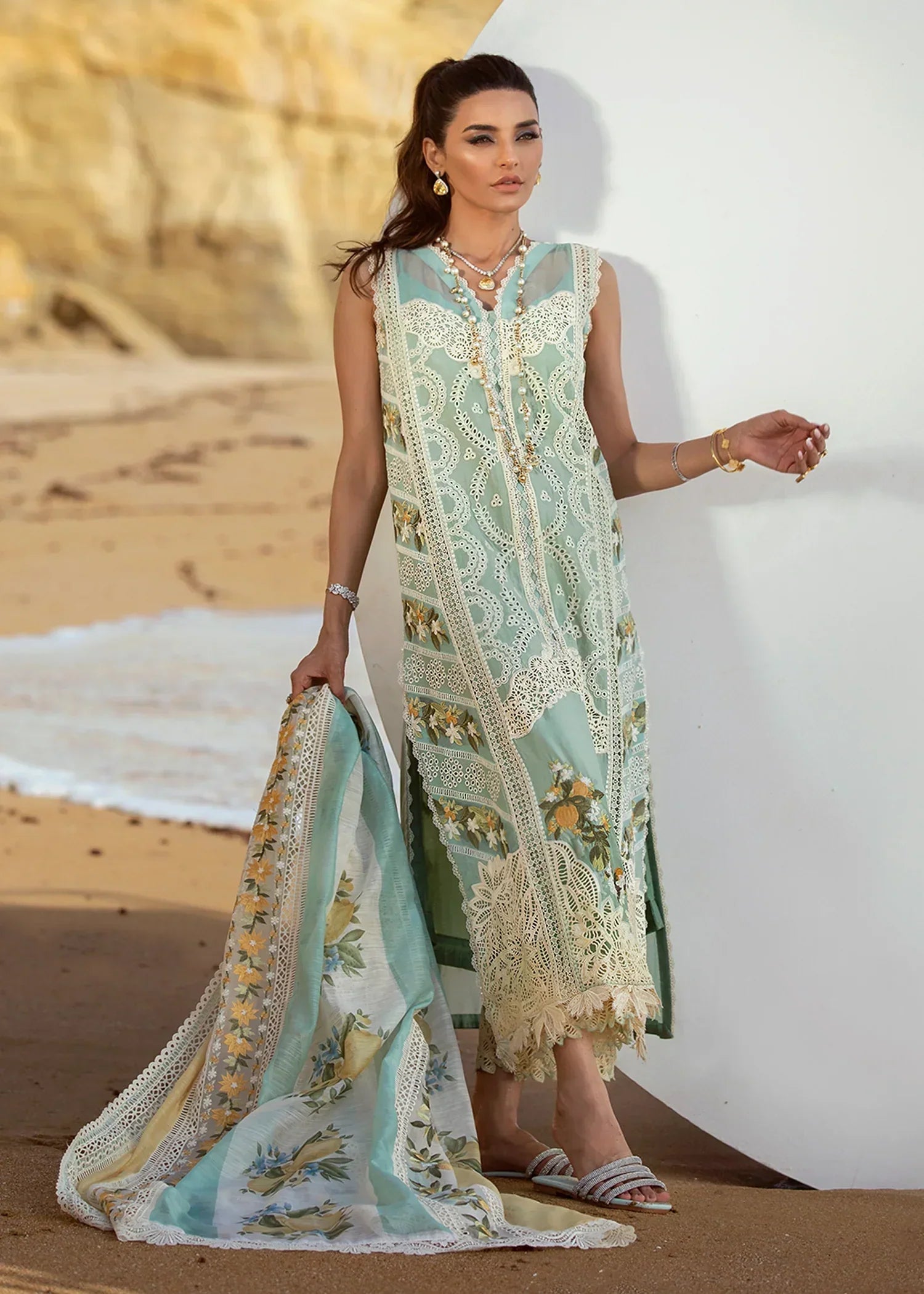 CRIMSON | LUXURY LAWN 2022 – UNSTITCHED – CRIMSON -Sicilian Summer – 2A – Aqua