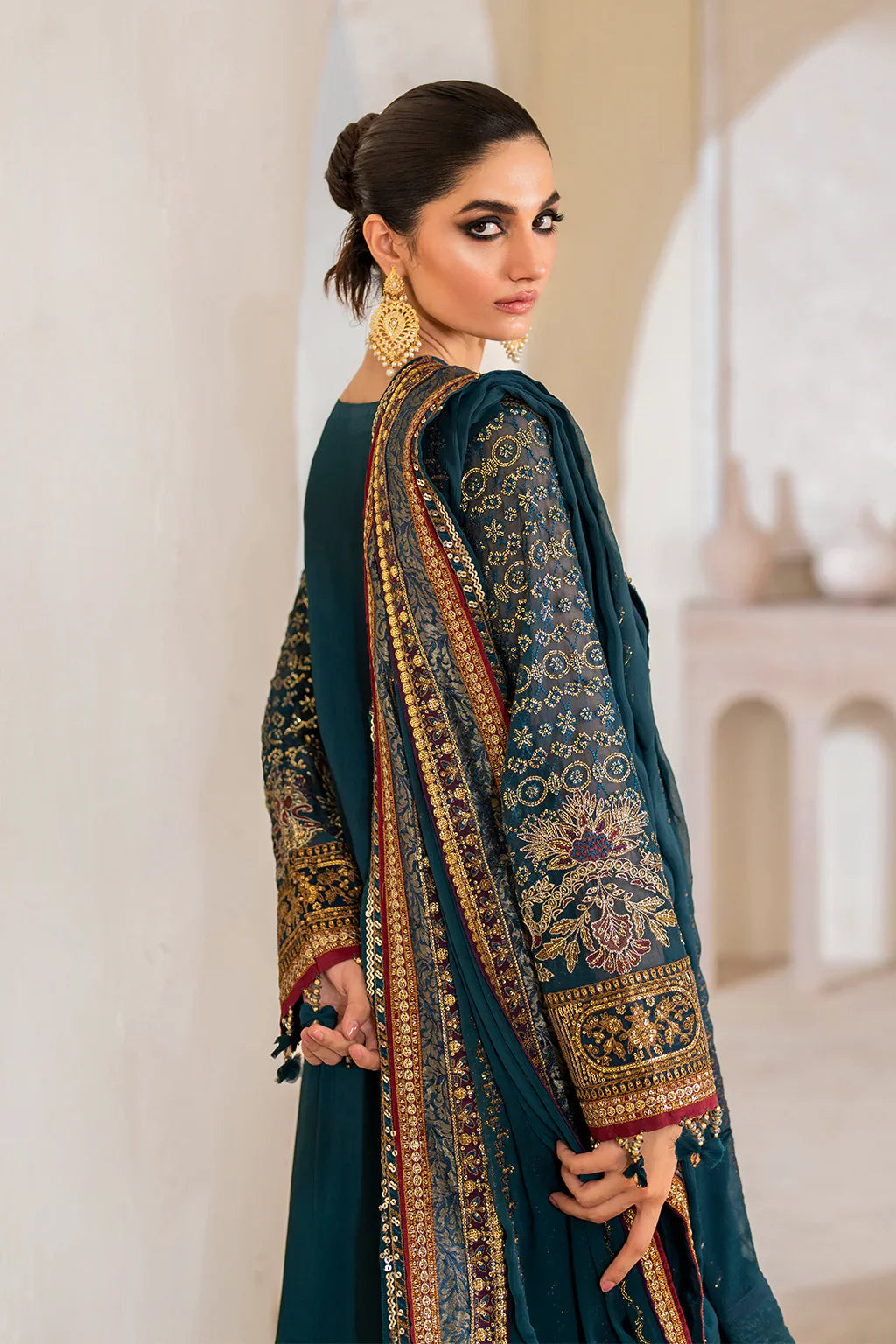 IZNIK Chinon Vol-02 Embroidered Chiffon 3Pc Suit CC-46 - Rang-e-Khaas