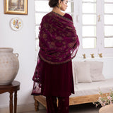 IZNIK | IV-31 SHIRIN - Rang-e-Khaas