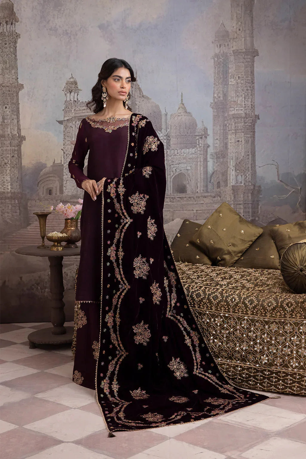 IZNIK | IV-32 ZARIN - Rang-e-Khaas