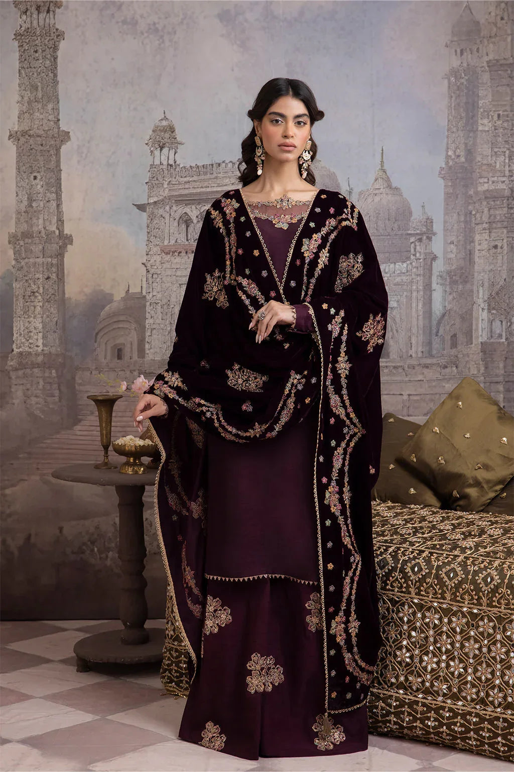 IZNIK | IV-32 ZARIN - Rang-e-Khaas