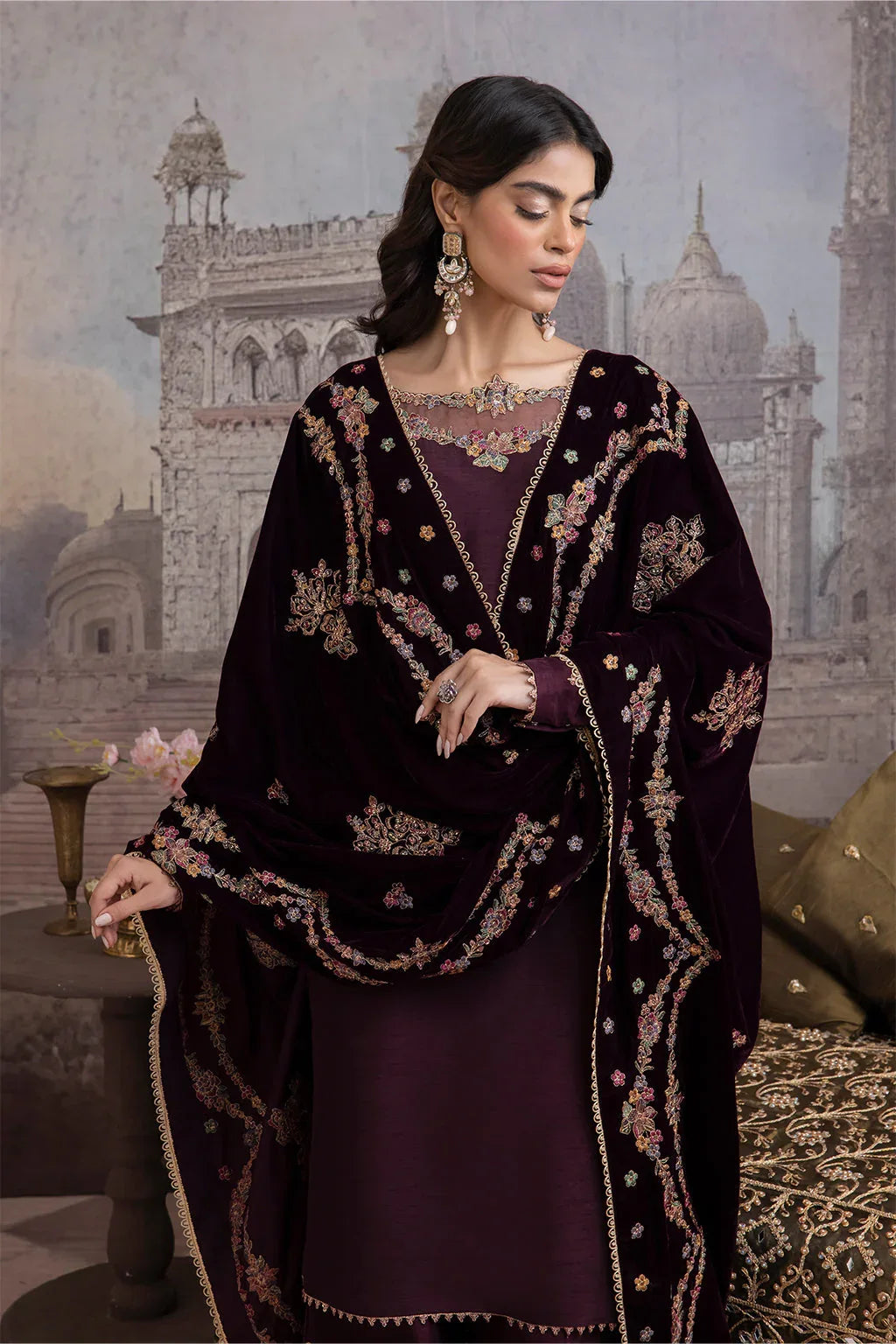IZNIK | IV-32 ZARIN - Rang-e-Khaas