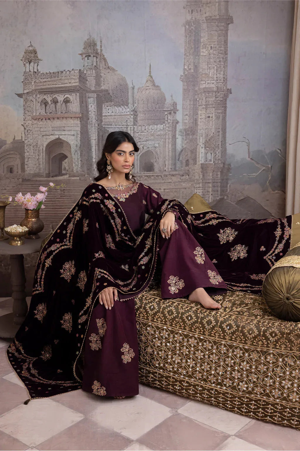 IZNIK | IV-32 ZARIN - Rang-e-Khaas